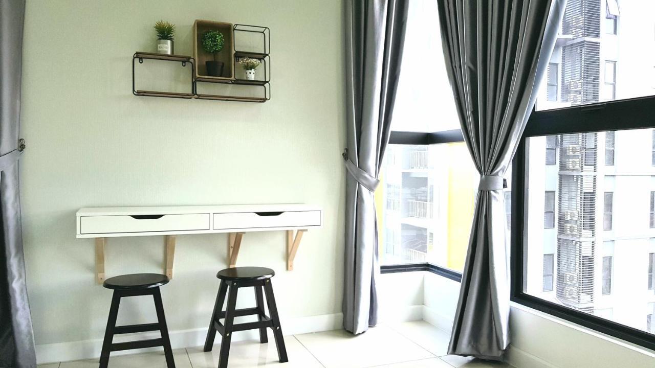 Апартаменты Le Pavillion Puchong By Widebed Upto 6Pax Куала-Лумпур Экстерьер фото
